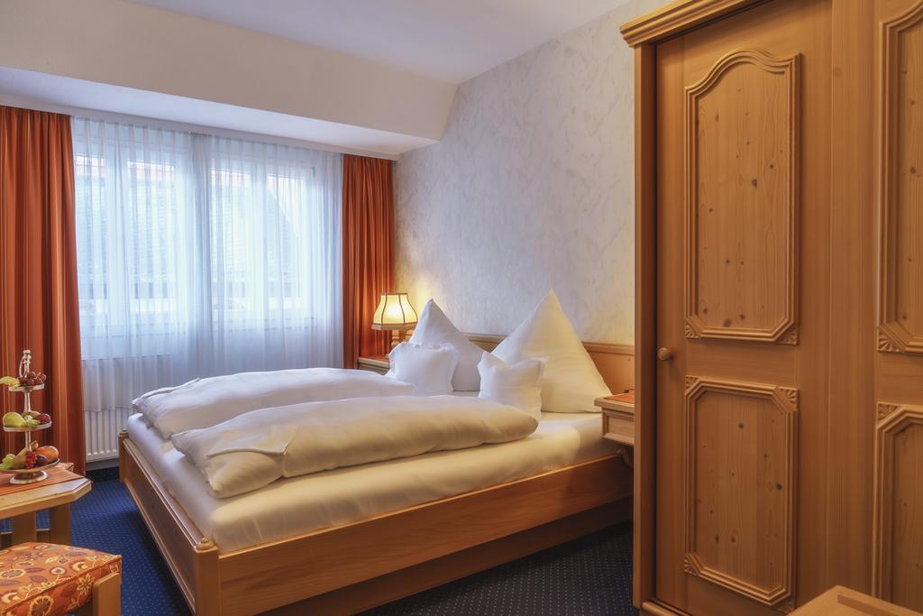 Altkoelnischer Hof Bacharach Esterno foto